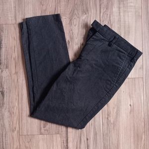 Forever 21 men’s pants Sz 33 slim fit stretch  Gray